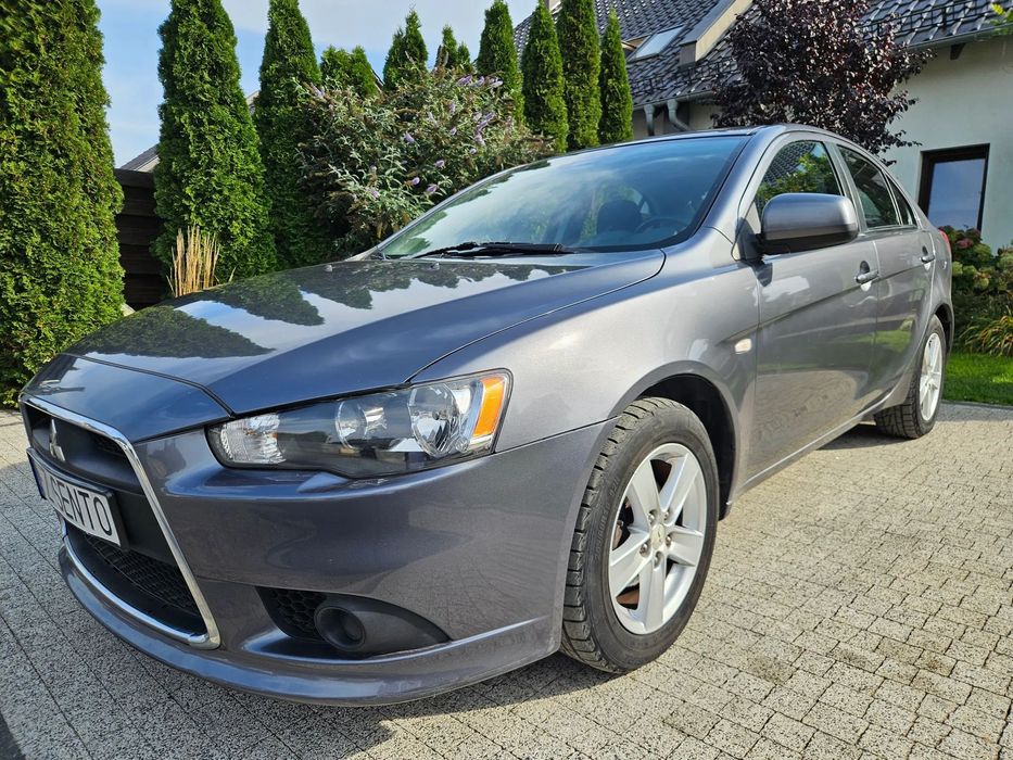 Mitsubishi Lancer