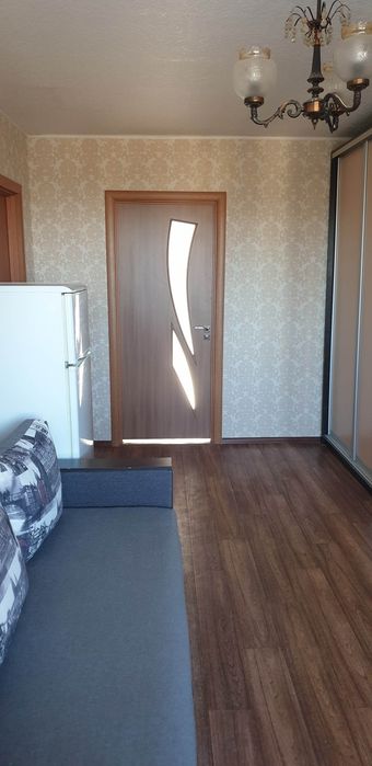 Продається 2 - кімнатна квартира в Центрі