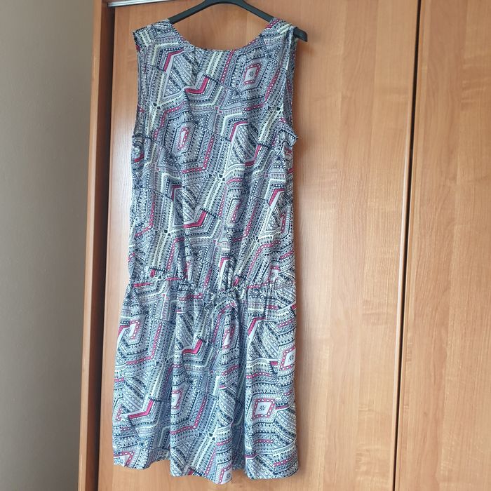 Nowa sukienka Greenpoint 44