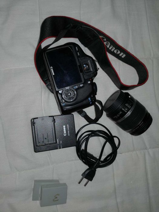 Canon Eos Kiss X4 Dslr