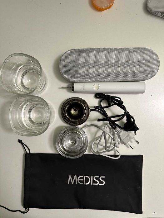 Philips Sonicare – szczoteczka soniczna + bogaty zestaw akcesoriów