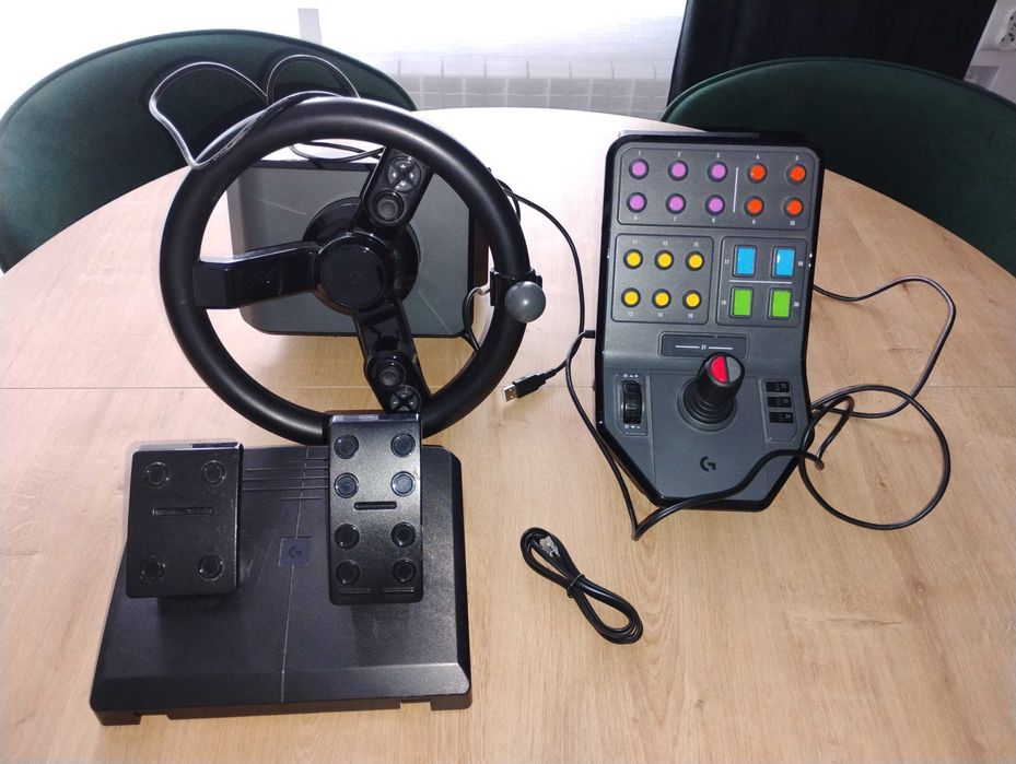 Kierownica Logitech Gaming G Saitek Farm Sim Controller z Pedałami do PC
