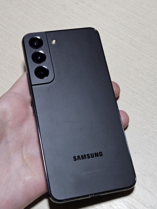 Samsung Galaxy S22 8/128 Black