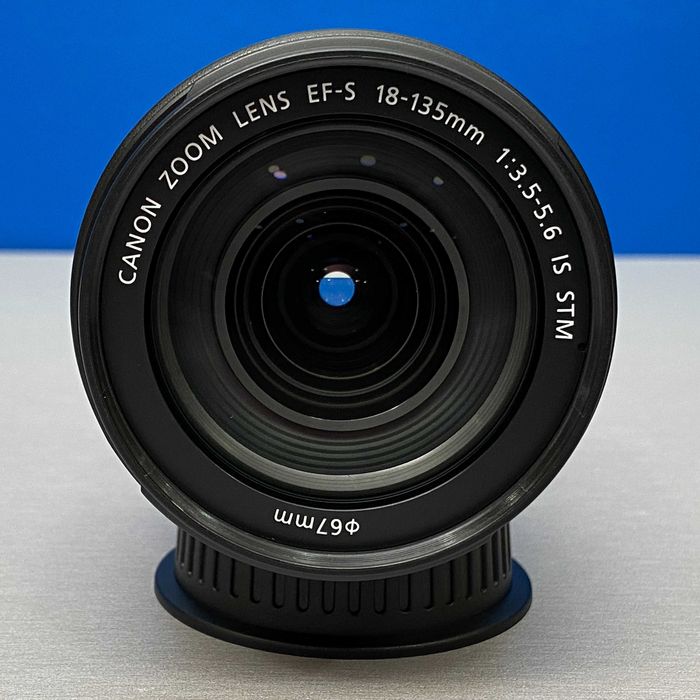 Canon EF-S 18-135mm f/3.5-5.6 IS STM