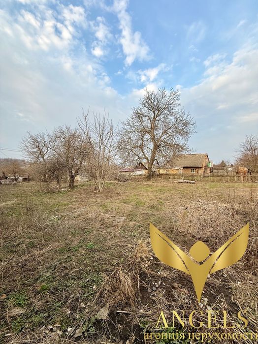 Продаж земельної ділянки 8.6 сот на житловій вулиці Лазо (Балашівка)