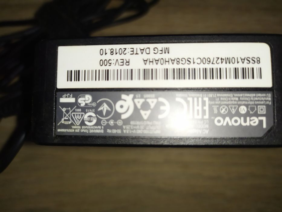 Блок питания для ноутбука Lenovo 20в.3.25а,оригинальный
