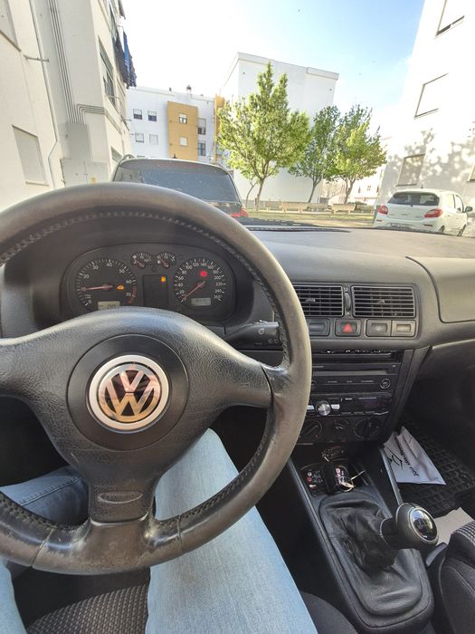 Volkswagen Golf IV 1.6 SR