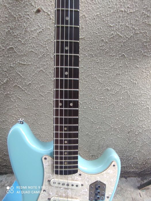 Fender Squier Paranormal Cyclone, Daphne Blue MODELO DESCONTINUADO