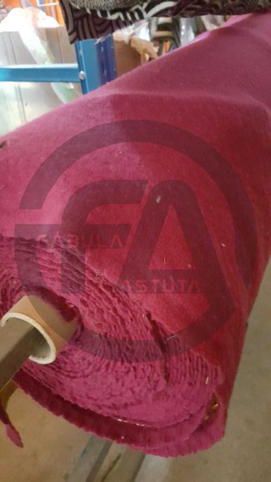 Tecido de lã, napa e pelo artificial