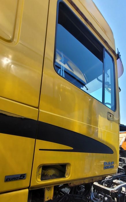 DRZWI KABINY PRAWE GOŁE DAF XF 105 EURO 5