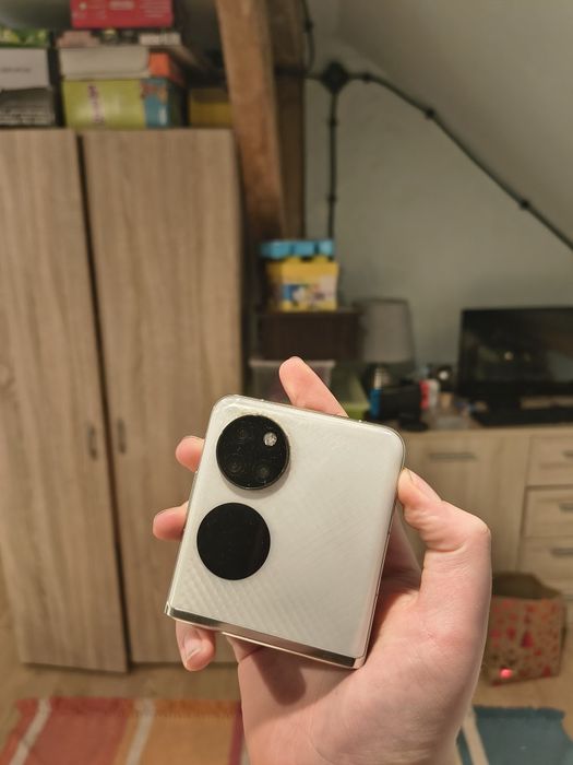 Huawei P50 Pocket Uszkodzony