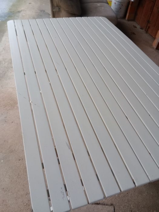 Vendo Mesa de jardim