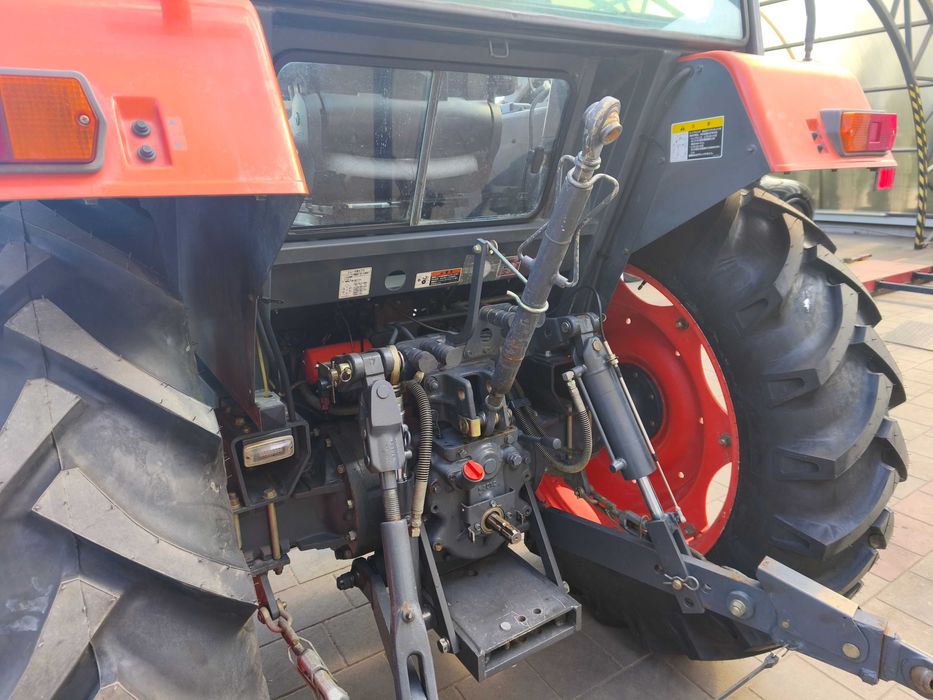 Японський трактор Кубота Kubota M-90
