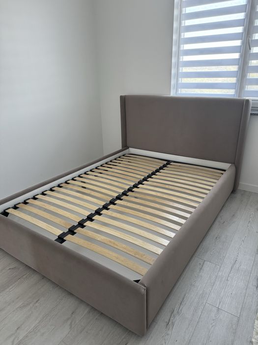 Кровать нова 140x200 з підйомним механізмом.