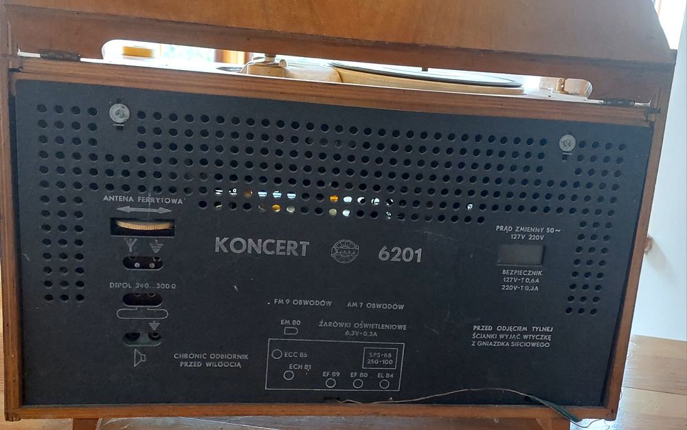 Stare radio lampowe Koncert Diora 6201