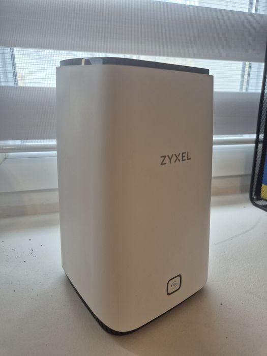 ZyXel NR5103E Domowy Biurowy Najszybszy router  LTE 5G WiFi AX LAN 2