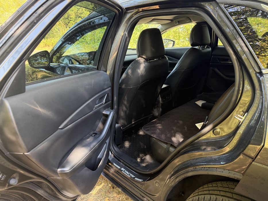 Продам легковий автомобіль Mazda cx-30