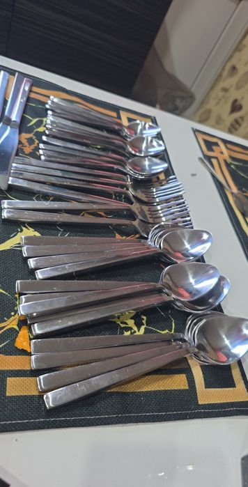 Sprzedam widelce łyzki noze