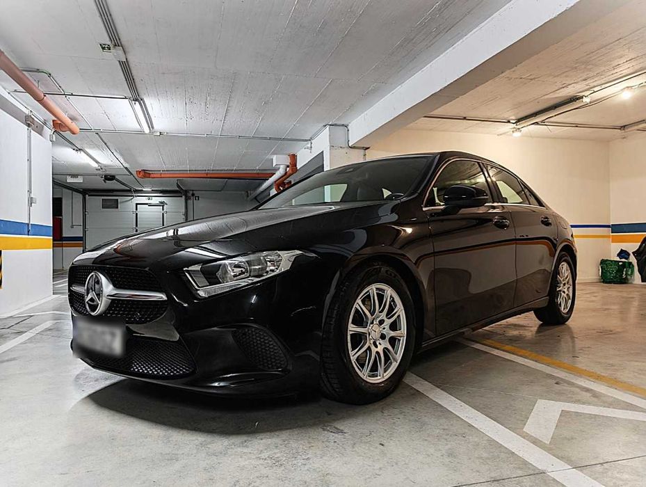 mercedes A 180 d limousine 88.000 kms como novo
