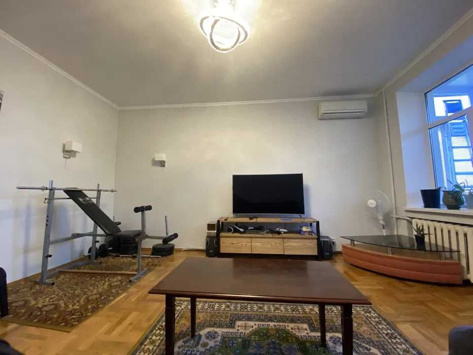 Оренда 2-к квартири на вул. Копилівська