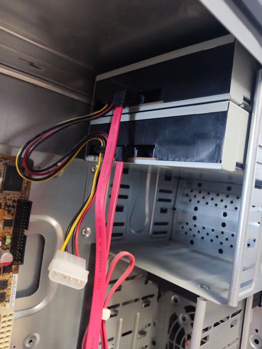 Obudowa retro PC + płyta główna + 2x CD Rom