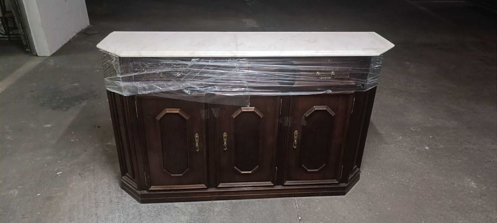 Aparador (mármore e madeira)