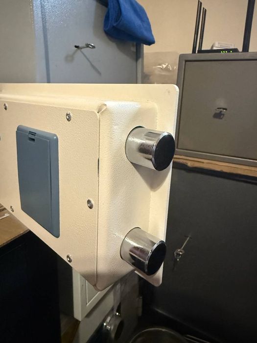 Продам сейф для зберігання зброї