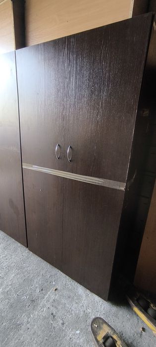 Szafa dwudrzwiowa z nadstawką