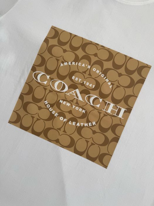 Футболка Coach розмір S.