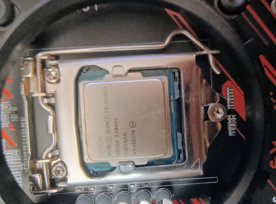 Комплект s1150 i7 Intel Xeon 1246v3 + H81 + 16GB DDR3