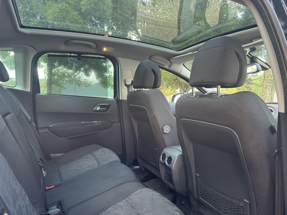Peugeot 3008 1.6HDi - Nacional - 18 Meses de Garantia
