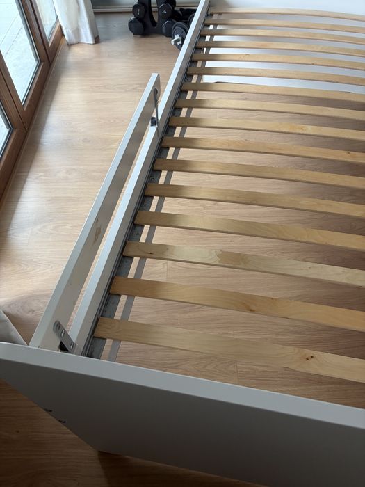 Cama IKEA SLÄKT branca