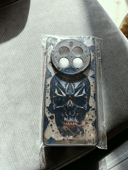 Чехол на Realmi-12Pro 5G