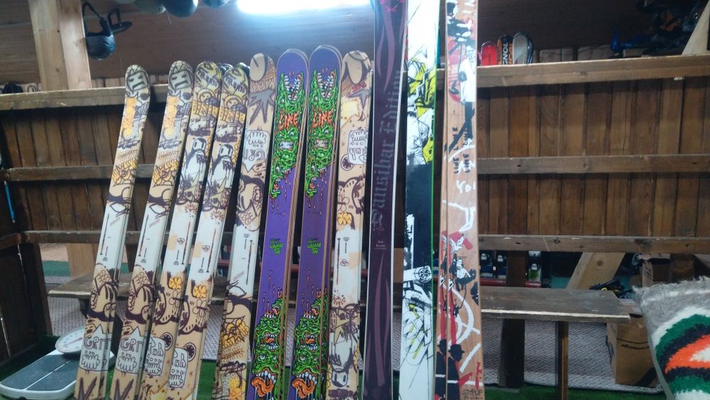 Нові лижі в користуванні небули