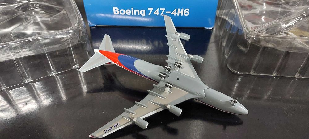 Avião Boeing Aviões Airbus escala 1/400 em Metal Varios Ver Fotos 08