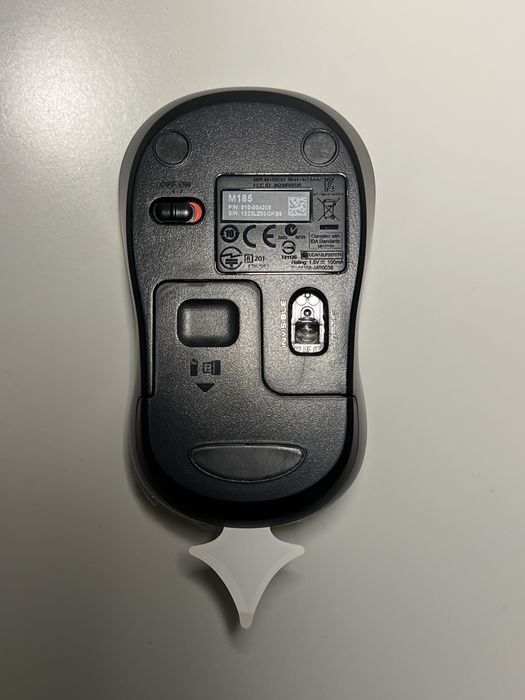 Rato Logitech M185