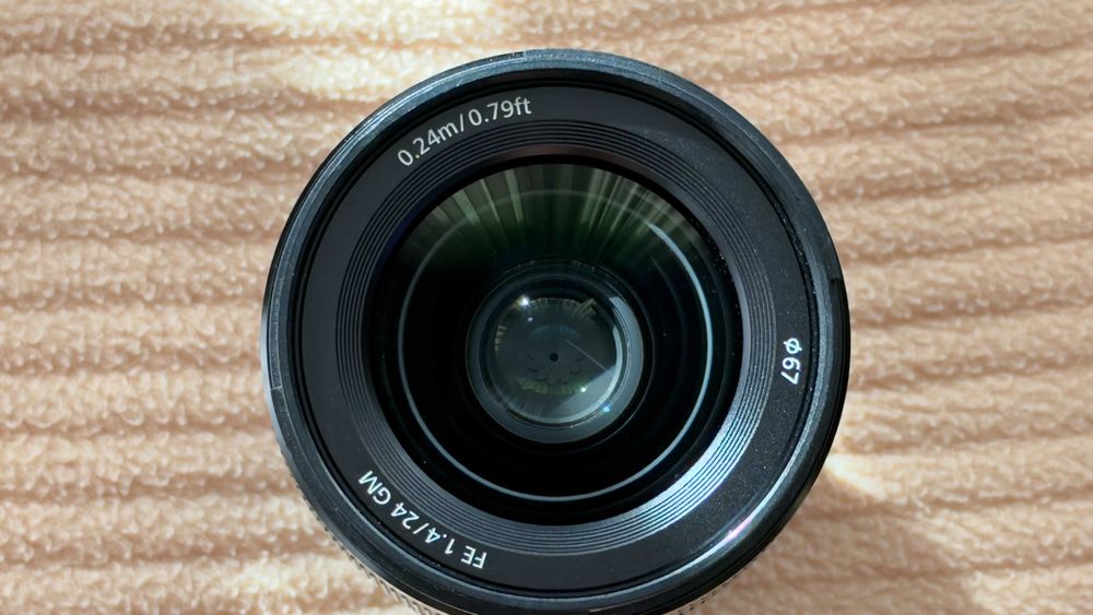 Sony 24mm f1.4 GM como nova