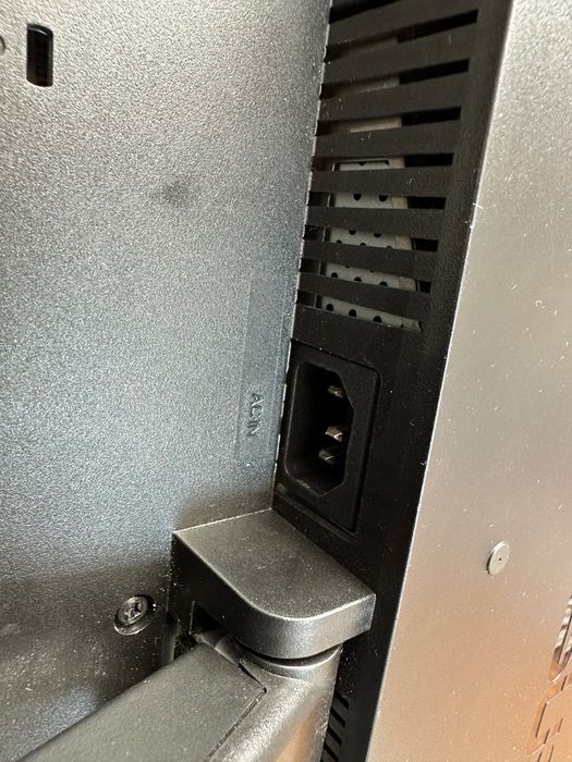 Acer 20” та Asus