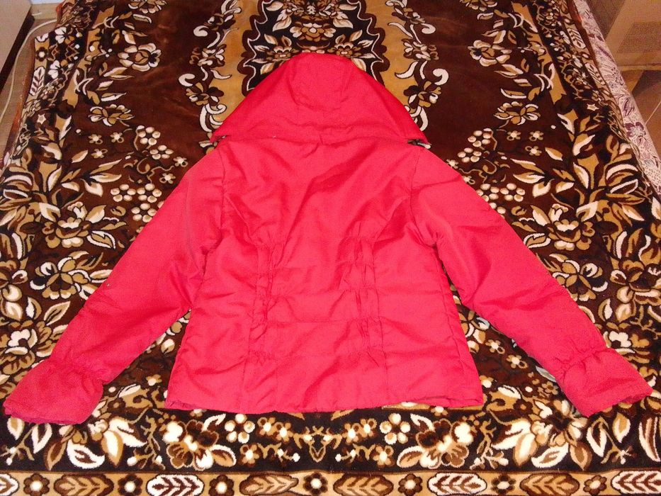 Куртка дитяча на дівчинку безкоштовно.