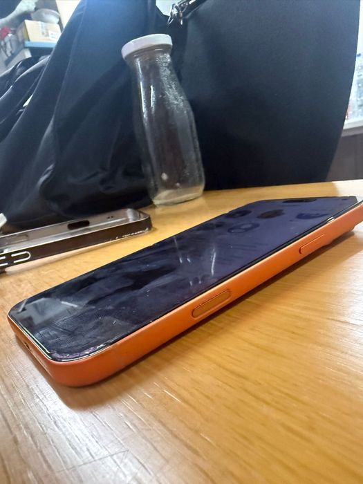 Vendo iphone  17 pro max 256