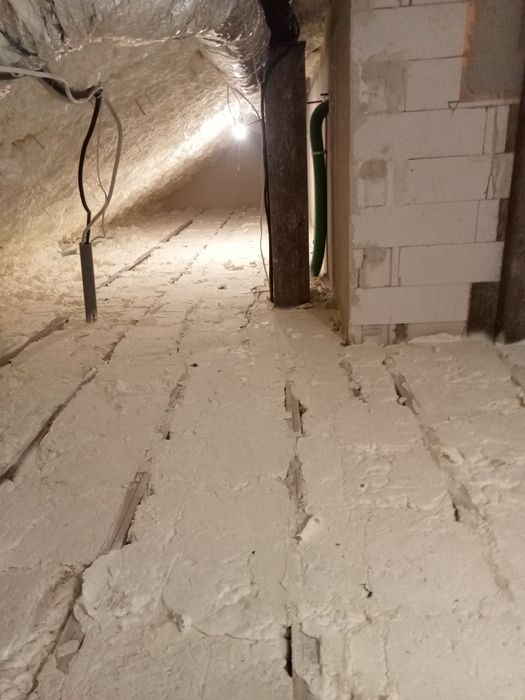 Ocieplenie pianą PUR, izolacje natryskowe