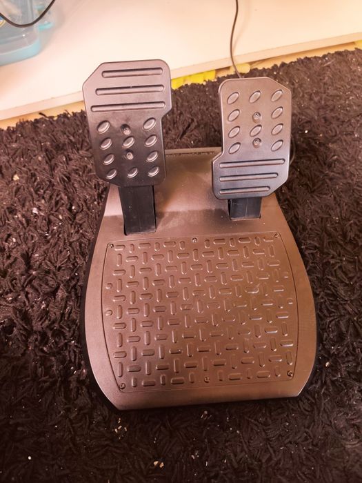 Продам игровой руль