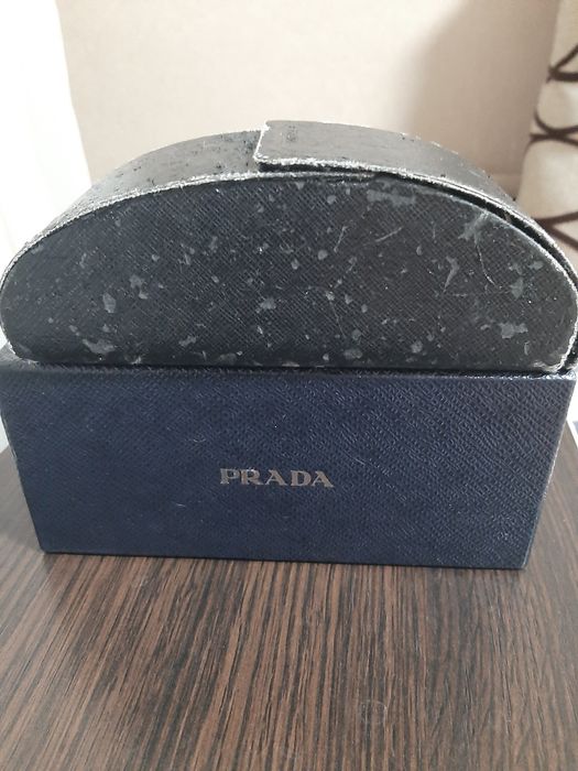 футляр для очков "Prada"