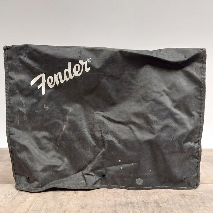 Pokrowiec na wzmacniacz gitaroey 61x45x26 cm #406