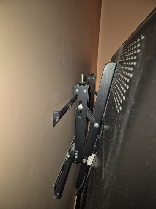 Telewizor 51" Plazmowy SAMSUNG PS51E450 z uchwytem