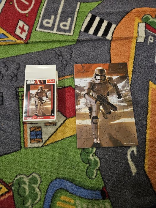 Dwa zestawy Puzzli Trefl Mini Star Wars 54 el.