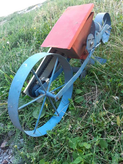 Продам Сівалку ручну