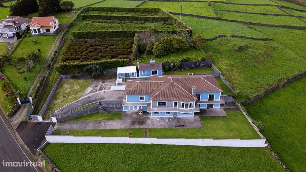 Casa Espetacular com Vista Mar em Porto Martins