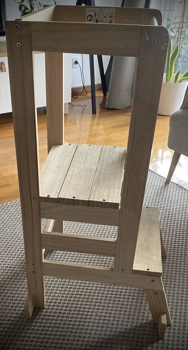 Torre de aprendizagem Montessori