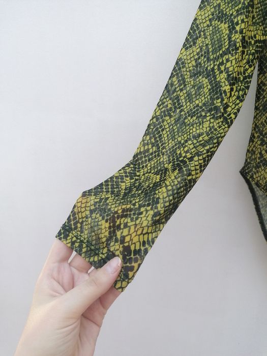 Body com Padrão Cobra